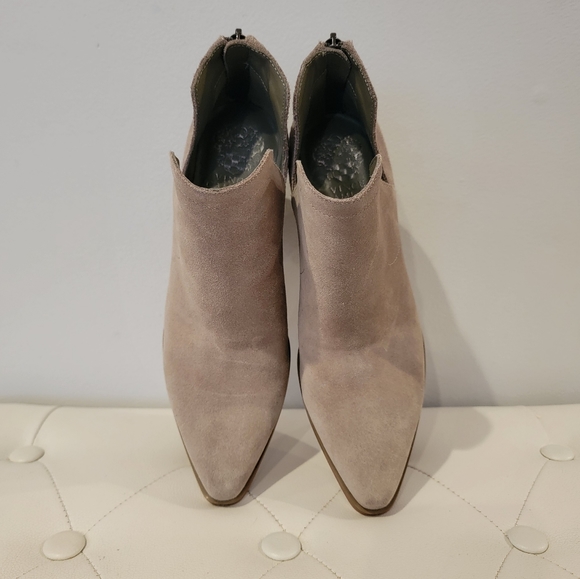 Vince Camuto Doralli Ankle Bootie Boots Womens Size 8.5M - Picture 3 of 11